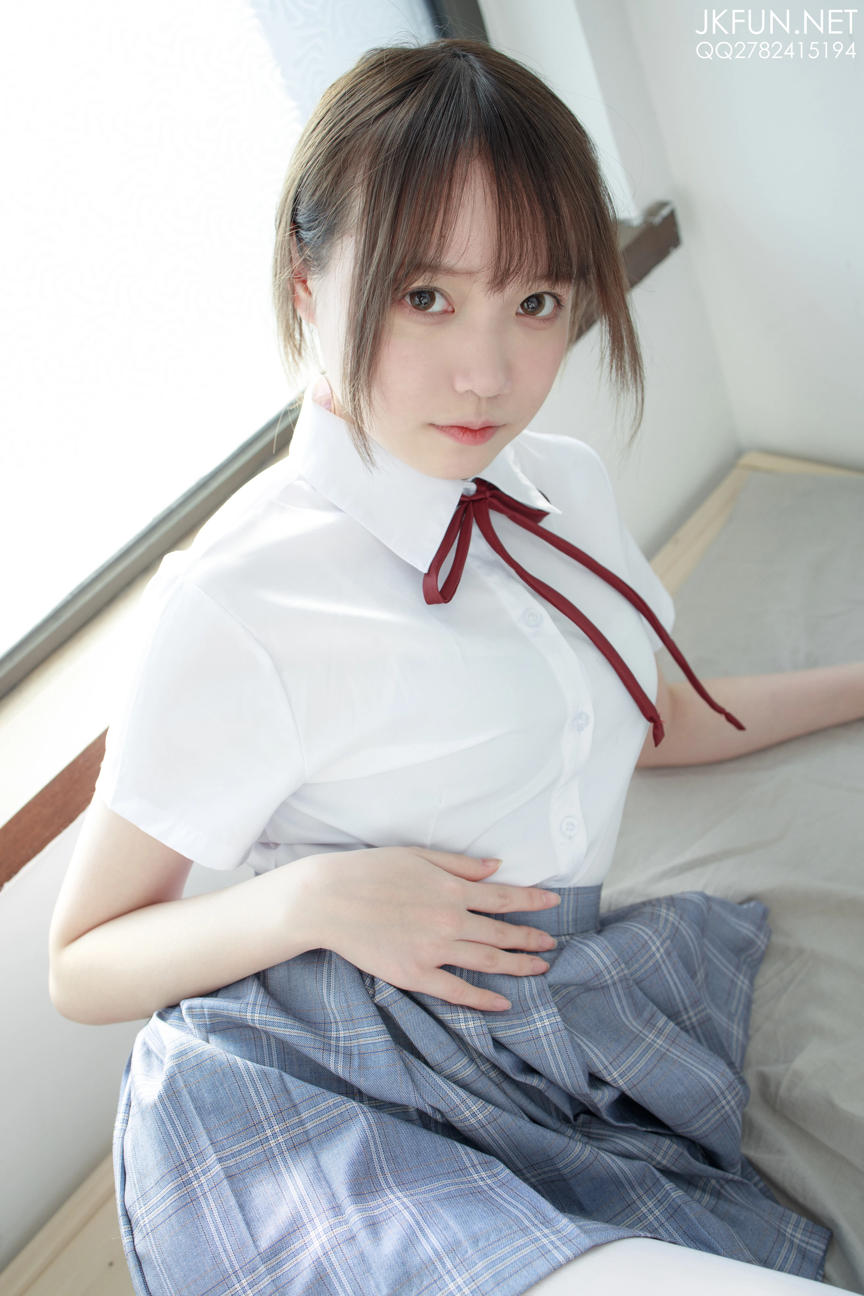 森萝财团 [JKFUN-002] Aika 可爱学妹丝足 [230P 1V]插图4